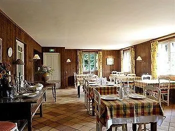 Les Bains De Secours Hotel