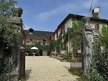 Les Bains De Secours 4*
