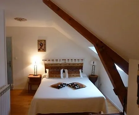 Les Bains De Secours Hotel 4*