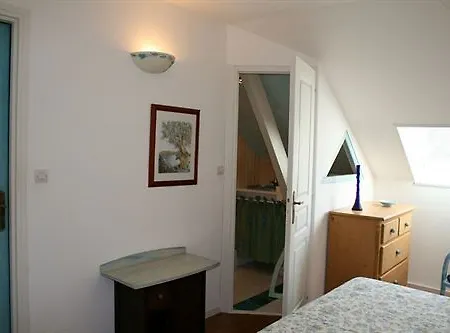 Les Bains De Secours 4*