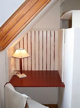 Les Bains De Secours Hotel 4*