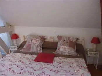 Les Bains De Secours Hotell 4*