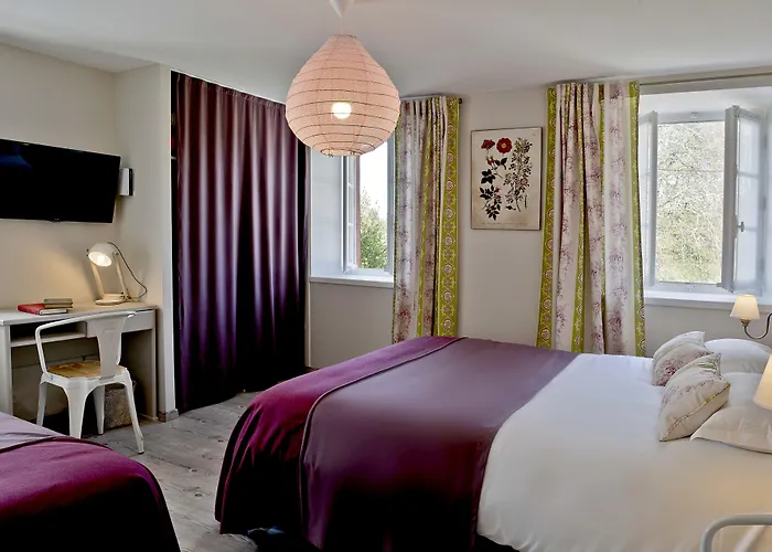 Hotel Les Bains De Secours 4*