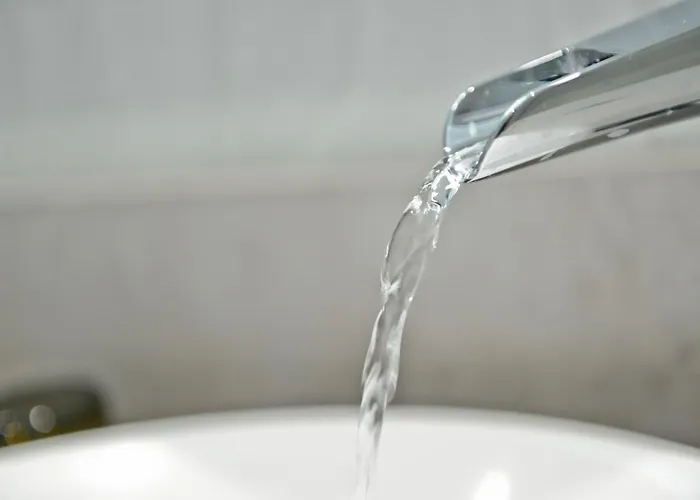 Les Bains De Secours Hotel