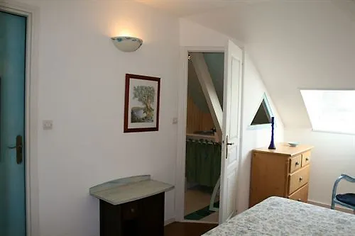 Les Bains De Secours 4*